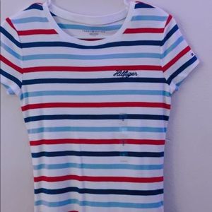 tommy hilfiger crew neck tee shirt
